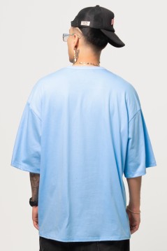 Estradagante|PLAYERA OVERSIZE AZUL CIELO,GUNS & MASKEstradaganteHOMBRE